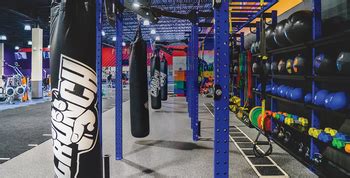 Crunch fitness - winter garden - The Crunch gym in Winter Garden, FL fuses fitness and fun with certified personal trainers, awesome group fitness classes, a “no judgments” philosophy, and gym memberships starting at $9.99 a month. 